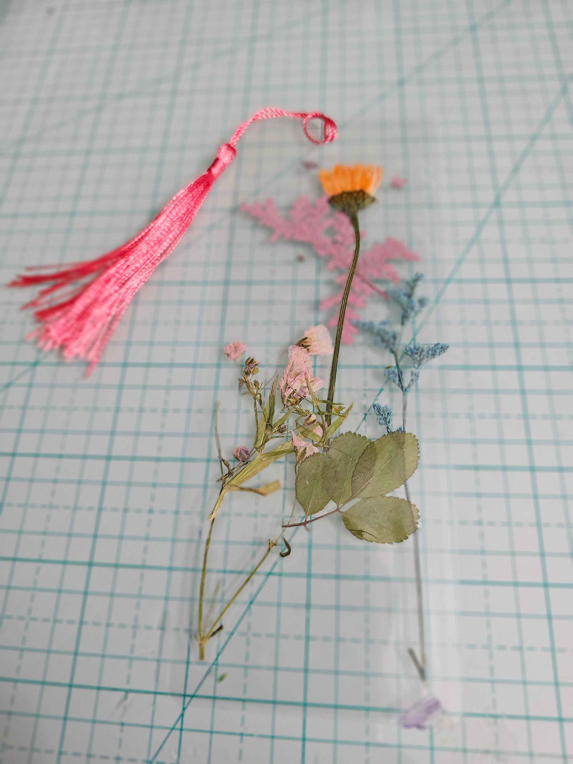 Botanical Garden Bookmark | Pressed Flowers & Ferns 